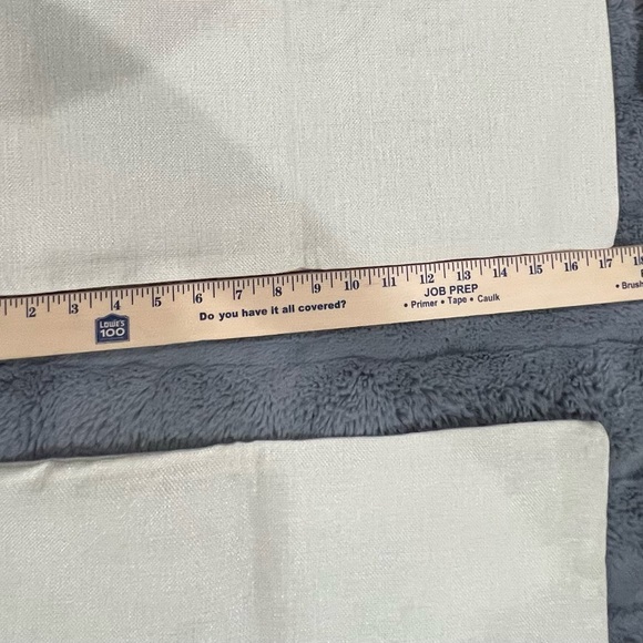 Christmas‎ Holiday Throw Pillow Covers Set Of 4 Decor NEW - Picture 3 of 4